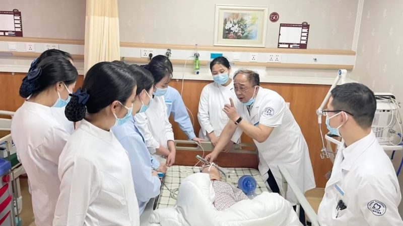 政府老年助餐中央厨房定制招标，揭秘其背后的行业逻辑