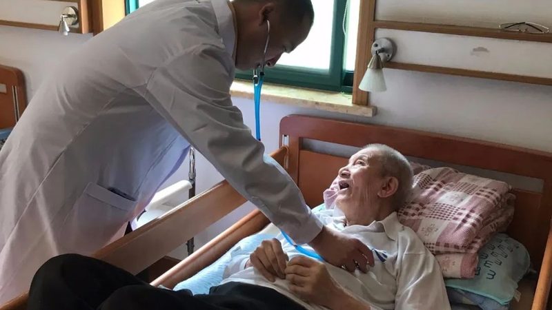 社区智慧养老平台：构建未来养老新模式